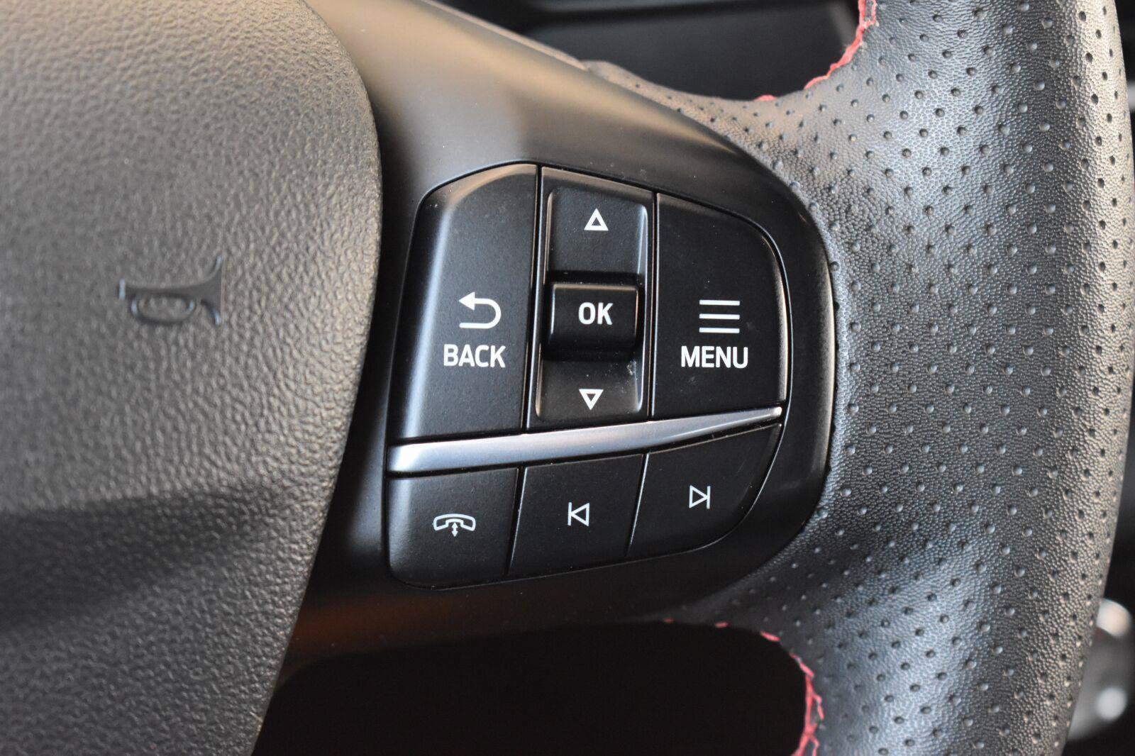 Used 2023 Ford Escape ST-Line Select w/ Tech Pack #2 AWD/4WD image 8