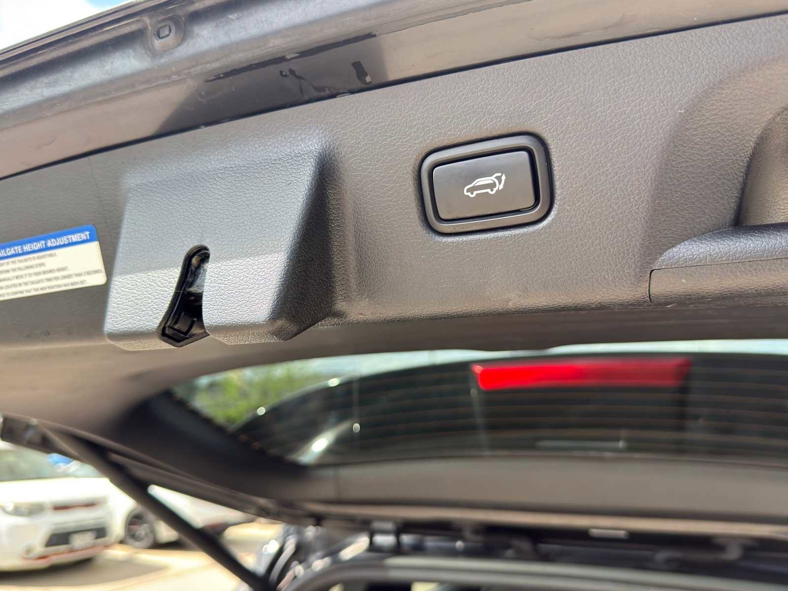 Used 2020 Hyundai Palisade Limited image 9