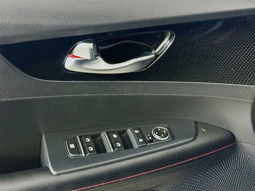 Certified 2021 Kia Forte GT w/ GT2 Package image 19