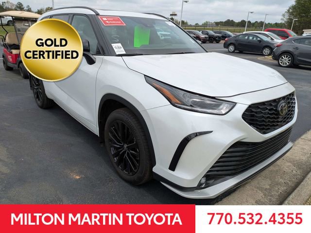 Certified 2025 Toyota Highlander XSE image 2