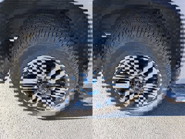 Used 2016 Toyota 4Runner Limited image 8