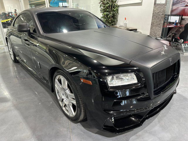 Used 2015 Rolls-Royce Wraith RWD image 12