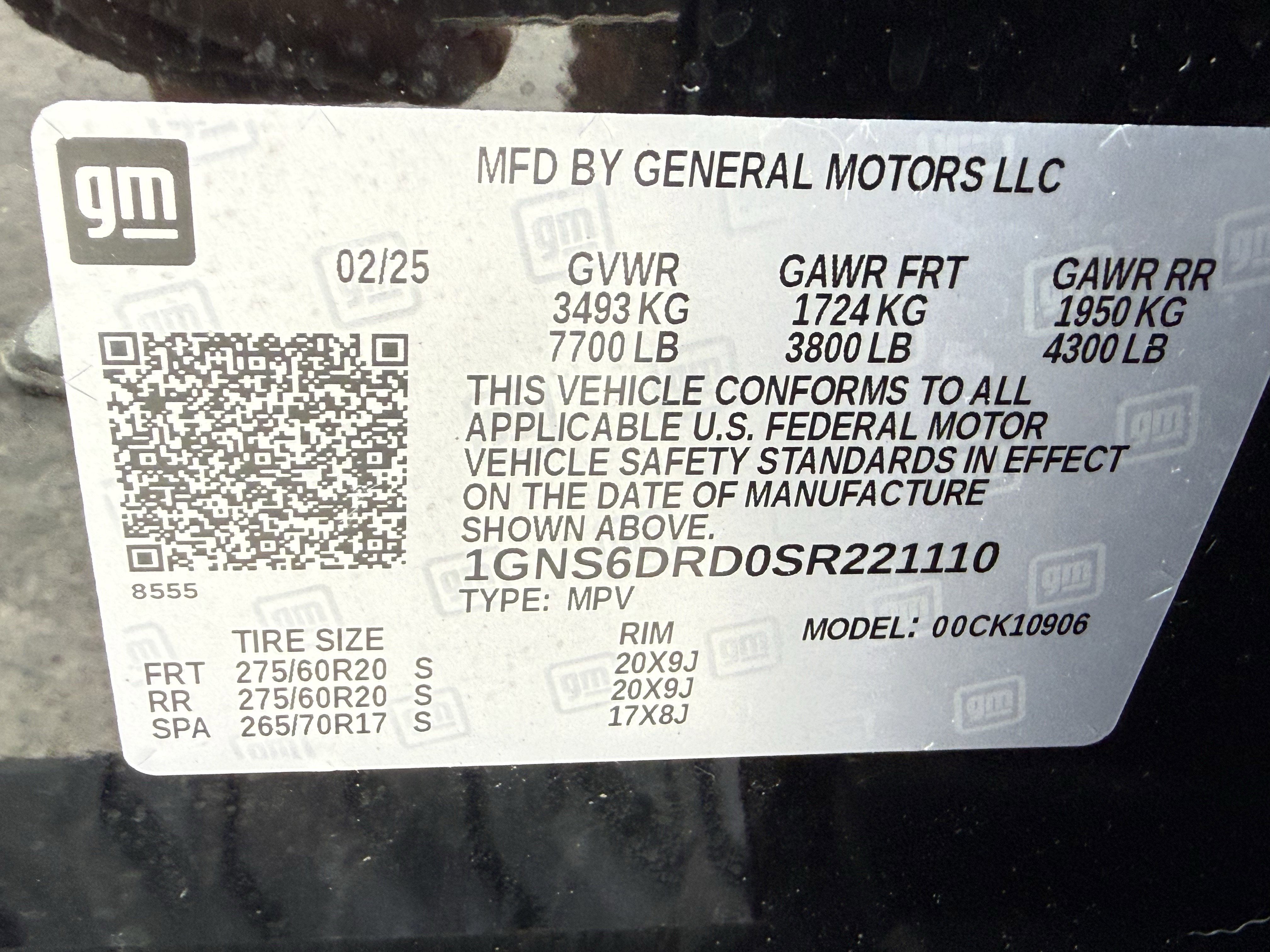 Used 2025 Chevrolet Suburban Z71 image 35