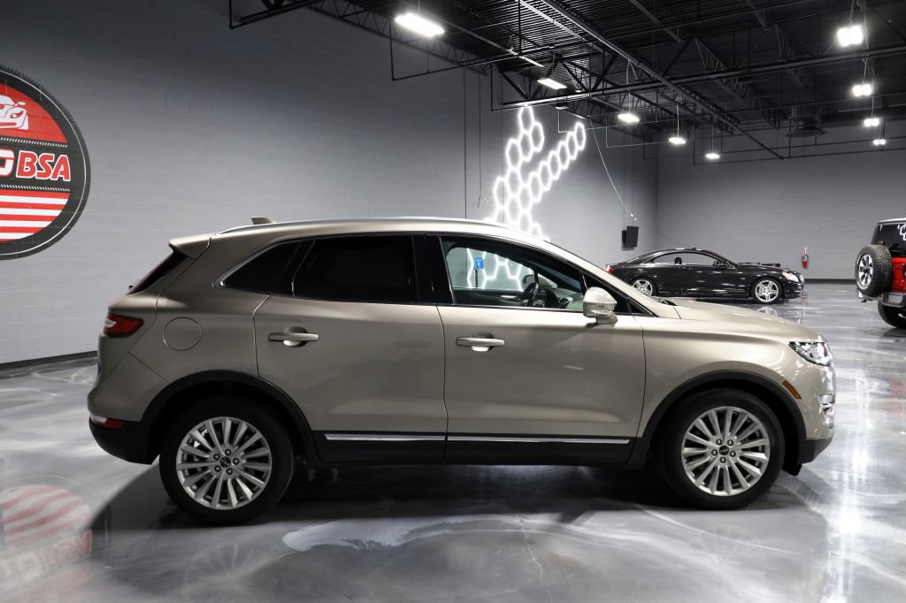 Used 2019 Lincoln MKC Premiere FWD image 8