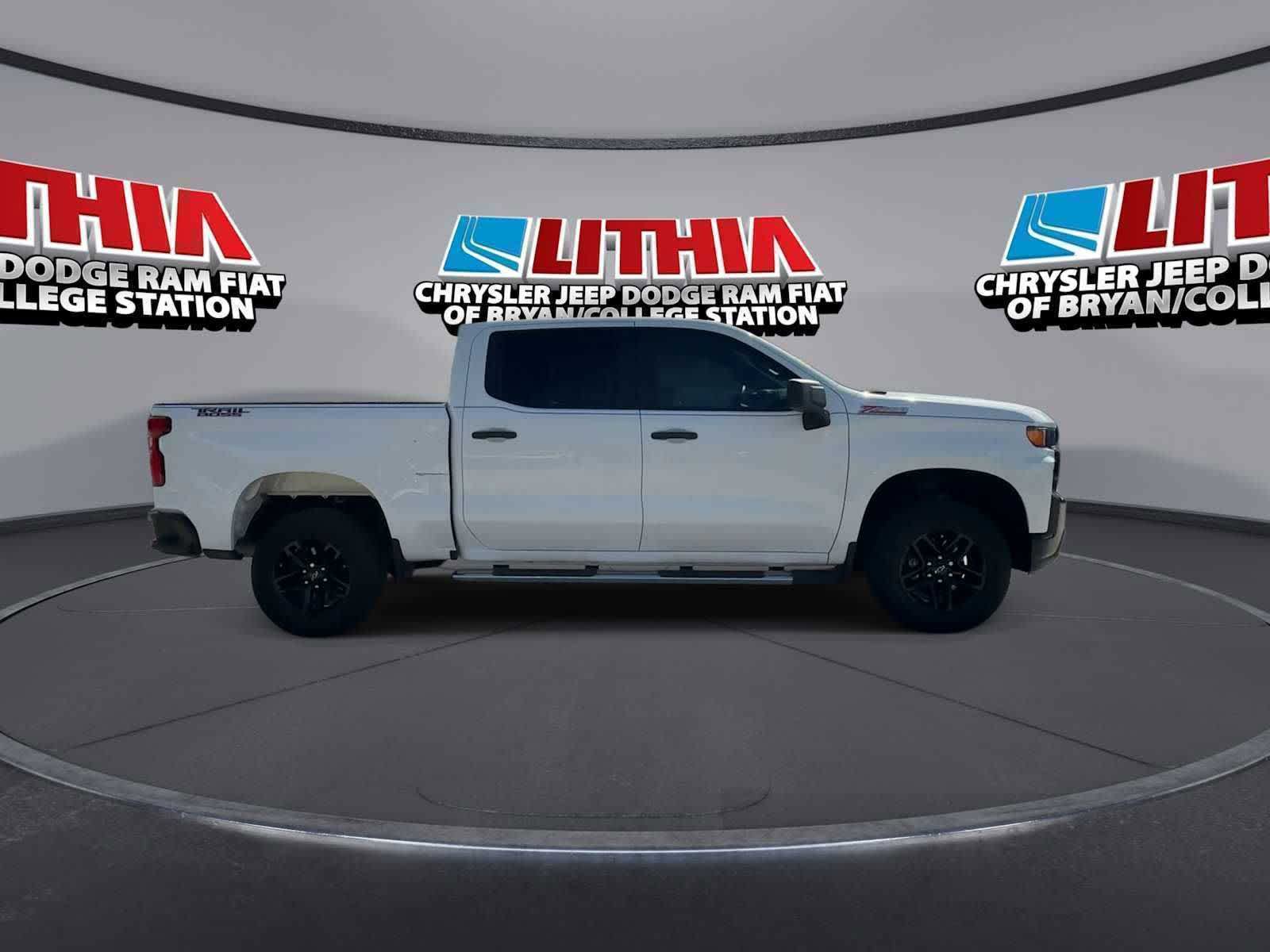 Used 2022 Chevrolet Silverado 1500 Custom Trail Boss AWD/4WD image 9