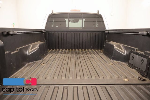 Certified 2019 Toyota Tacoma SR5 AWD/4WD image 27