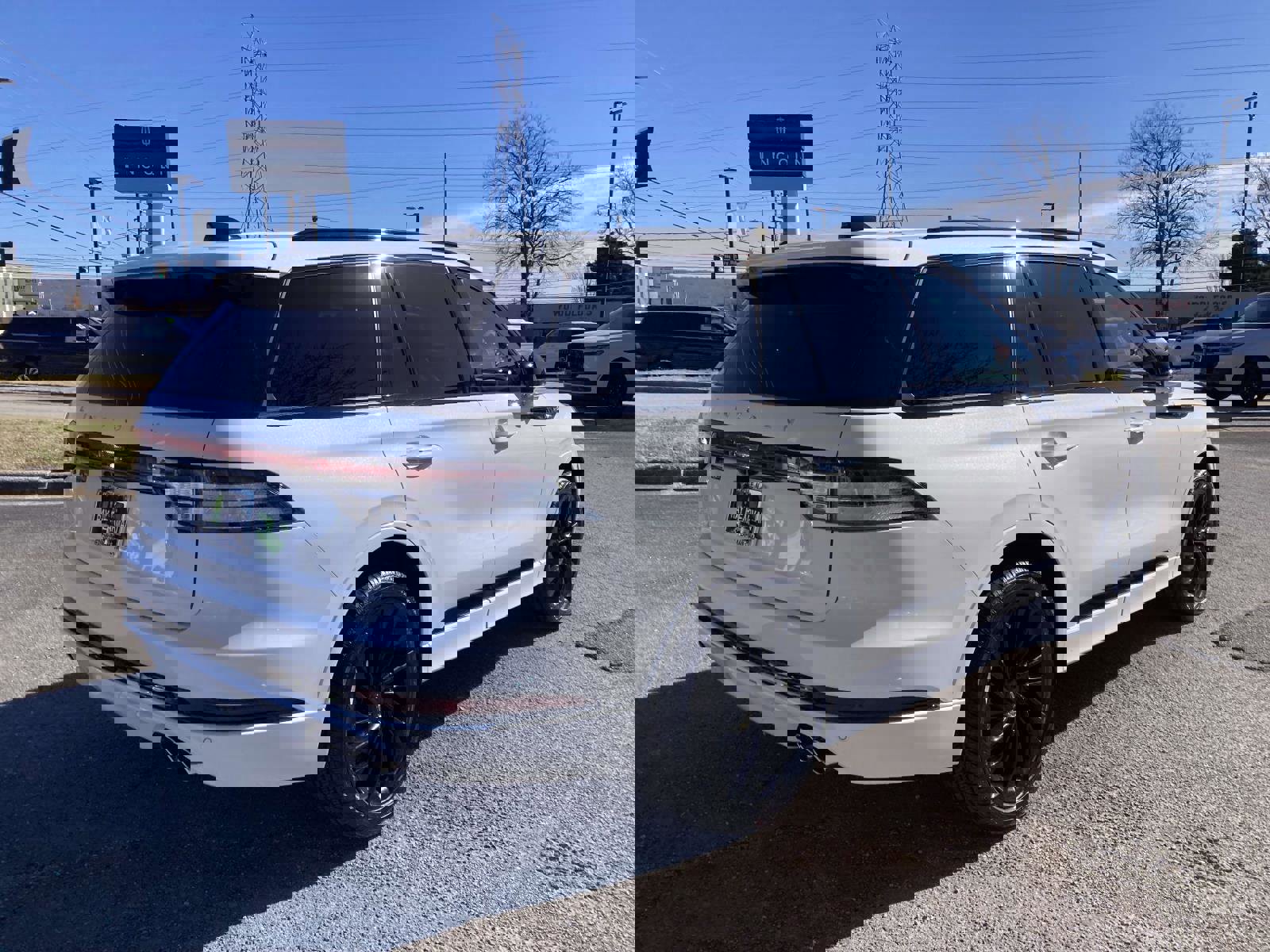 New 2026 Lincoln Aviator Reserve image 3