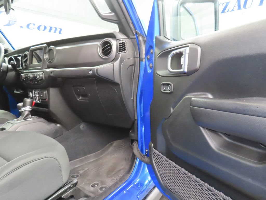 Used 2022 Jeep Gladiator Sport AWD/4WD image 25