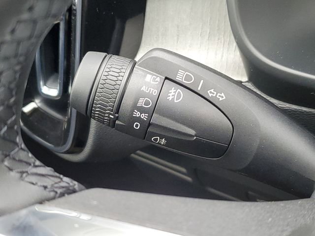 New 2026 Volvo XC40 B5 Plus w/ Protection Package Premier image 10
