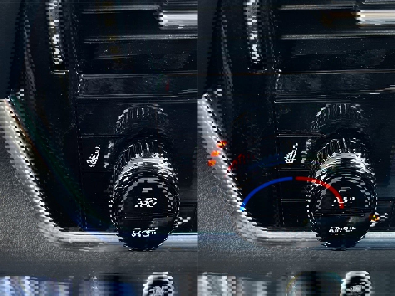 Certified 2023 Nissan Rogue SL w/ SL Premium Package image 20