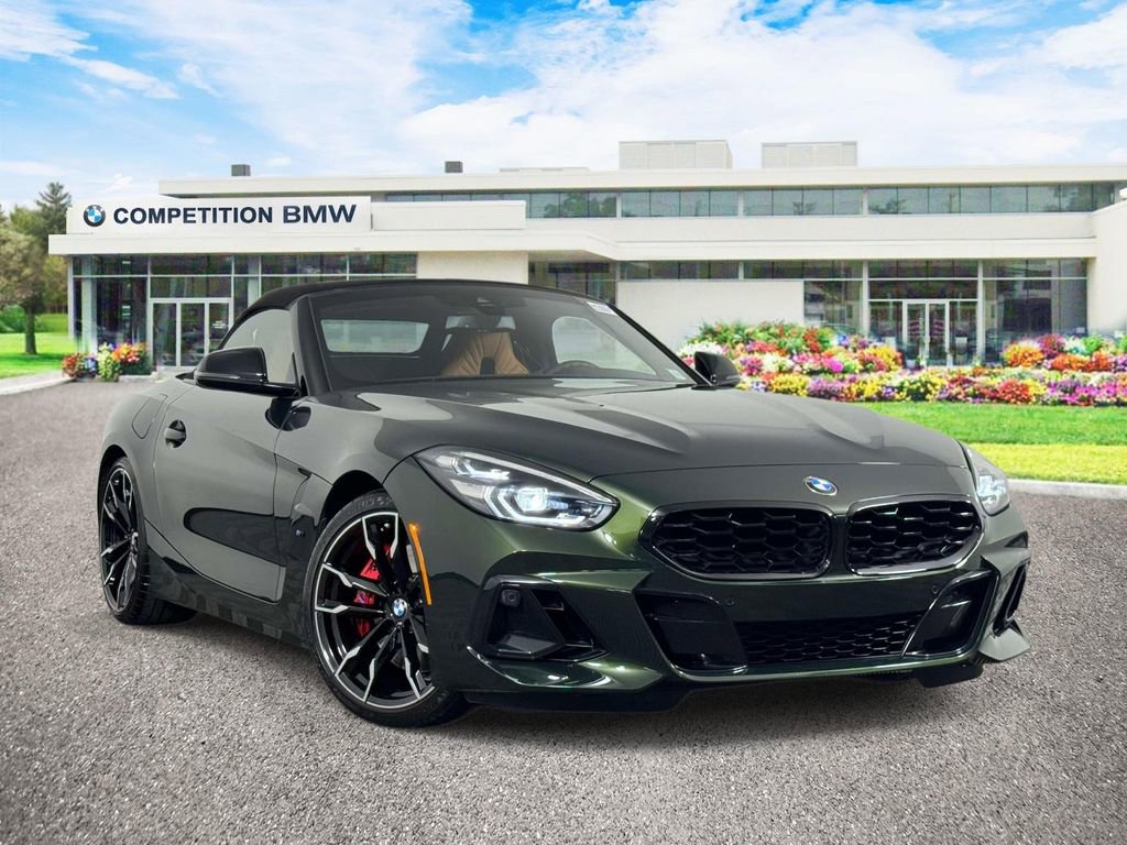 Used 2025 BMW Z4 M40i w/ Edition RWD image 1