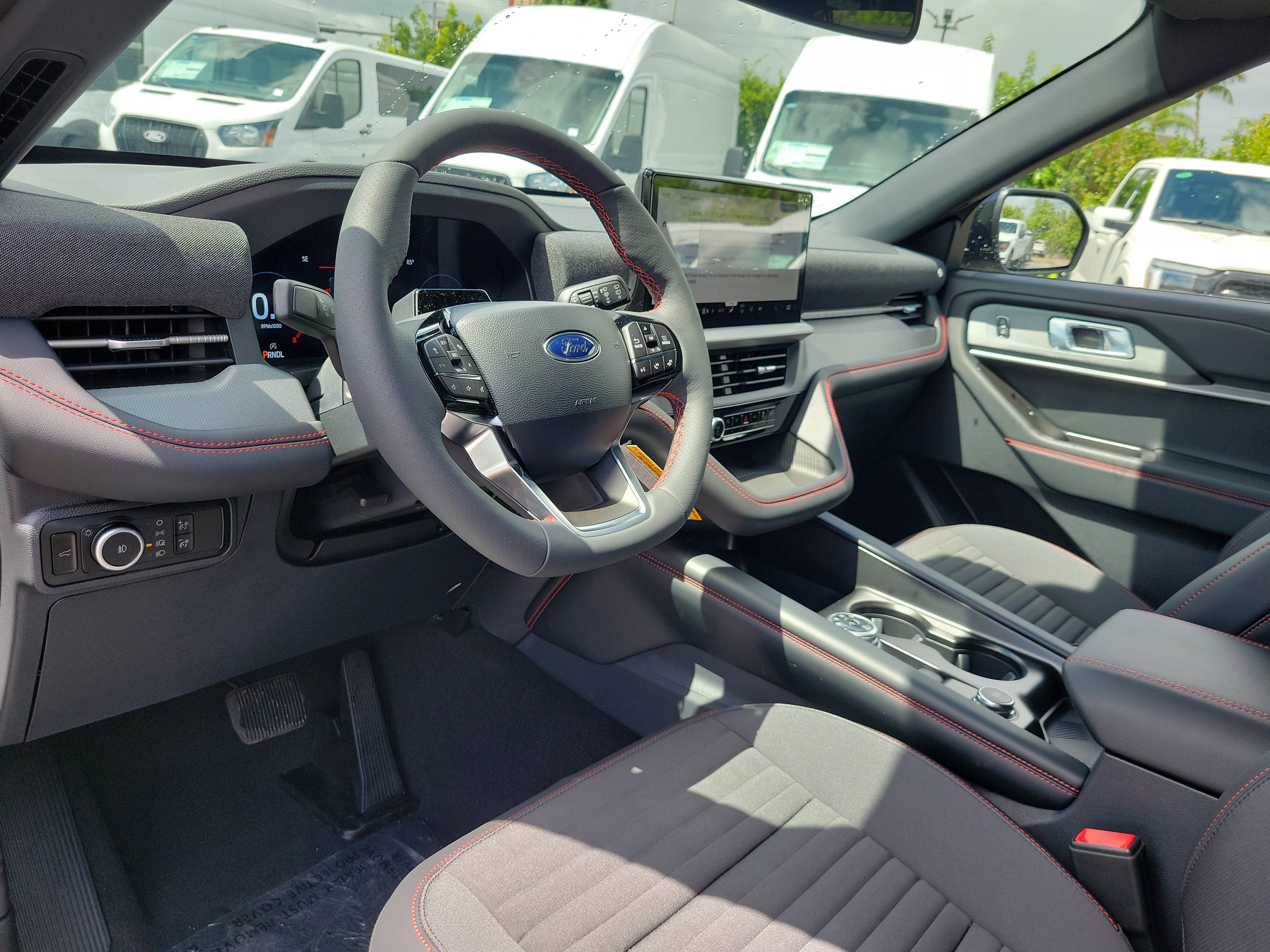New 2026 Ford Explorer ST-Line w/ ST-Line Street Pack RWD image 9