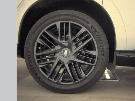 Used 2025 Cadillac Escalade IQ Sport 2 w/ LPO, ONYX Package image 12