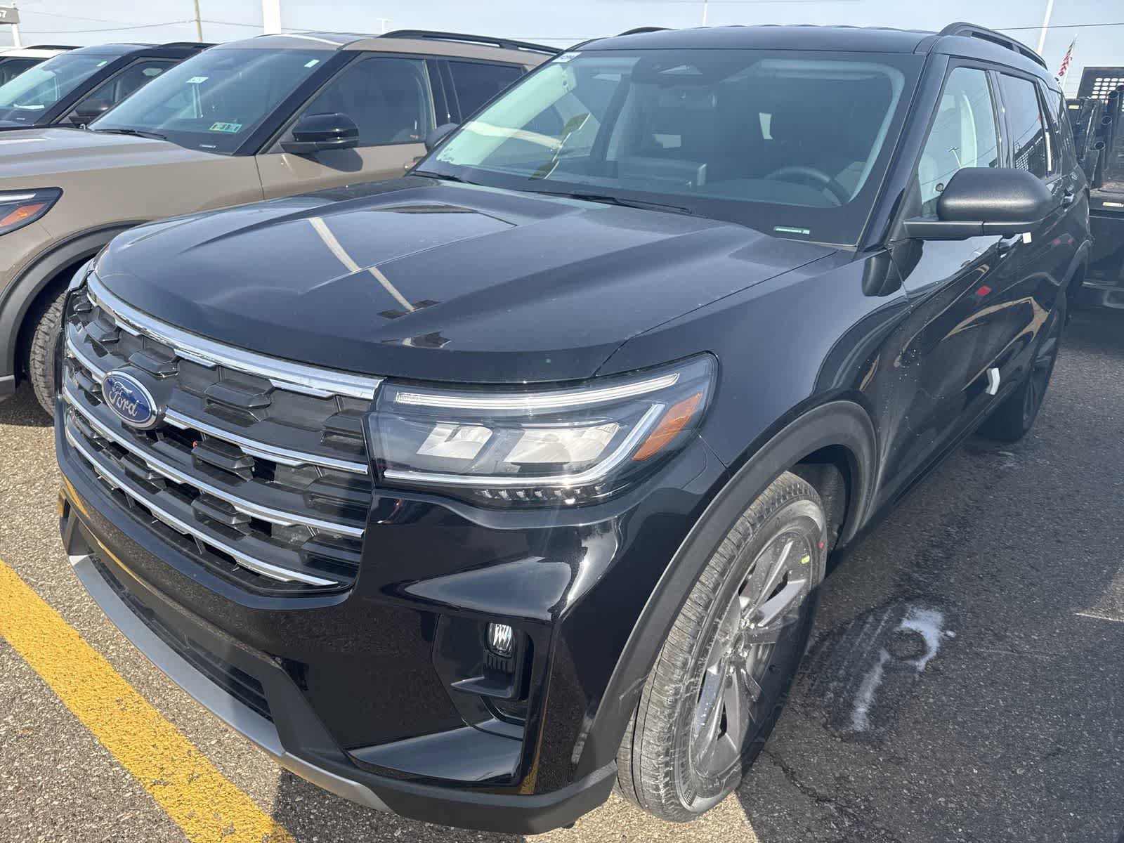 New 2026 Ford Explorer Active w/ Active Comfort Package image 22