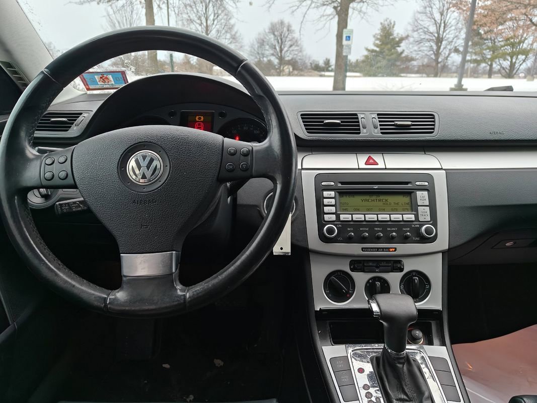 Used 2008 Volkswagen Passat Komfort image 10