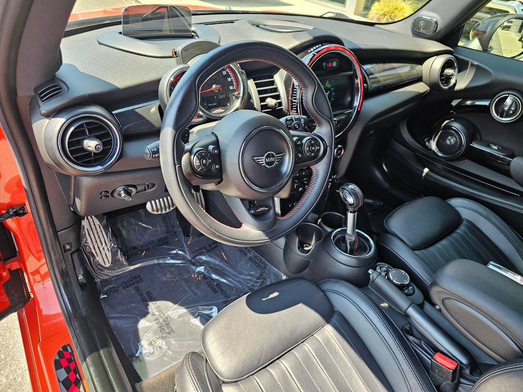 Used 2019 MINI Cooper John Cooper Works w/ Signature Upholstery Package FWD image 17