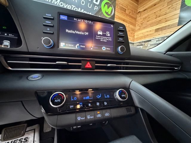 Certified 2023 Hyundai Elantra SEL w/ Cargo Package FWD image 21