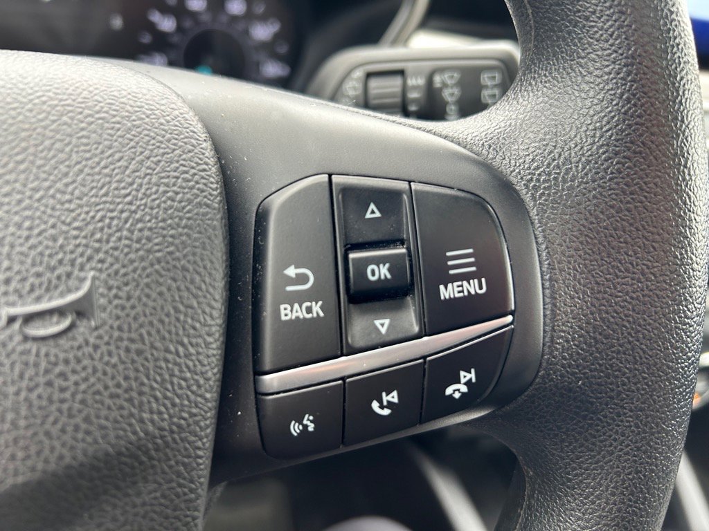 Used 2020 Ford Escape SE image 19