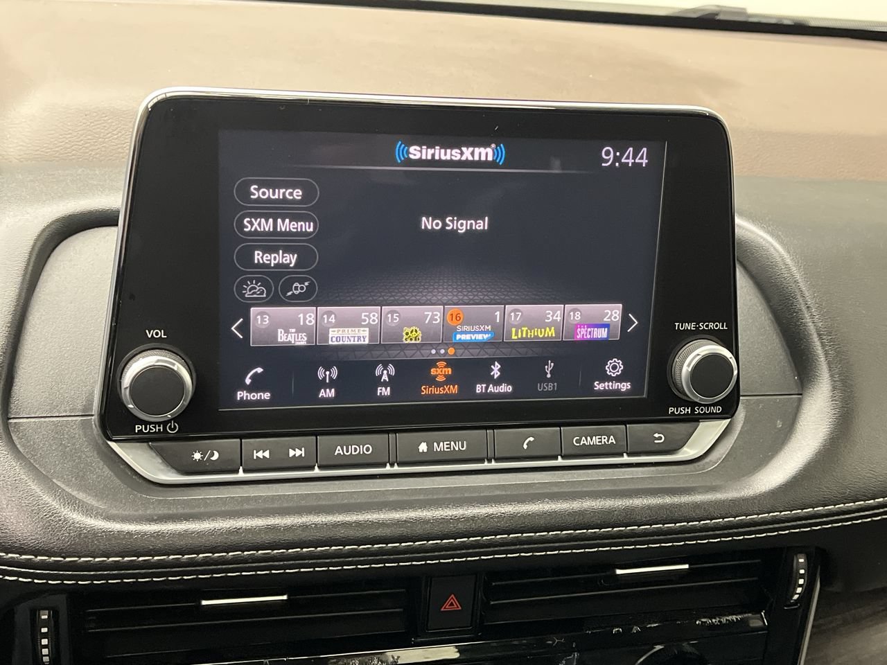 Used 2021 Nissan Rogue SL AWD/4WD image 17