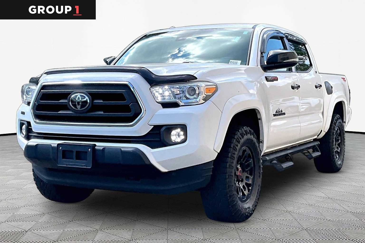 Used 2022 Toyota Tacoma SR5 w/ Technology Package RWD image 1