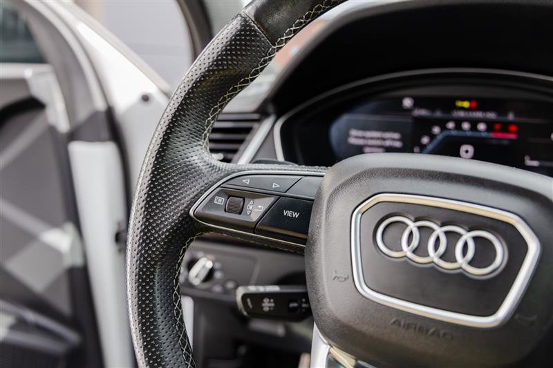 Used 2022 Audi SQ5 Premium Plus w/ Premium Plus Package AWD/4WD image 18