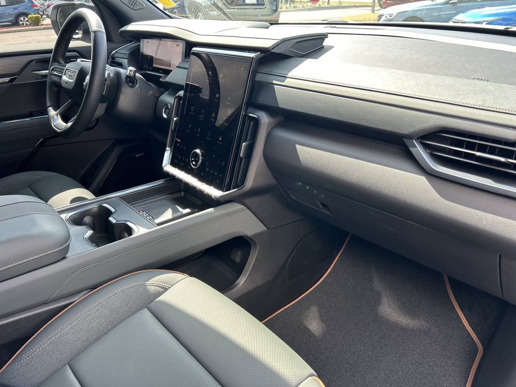 Certified 2024 GMC Acadia AT4 w/ Luxury Package image 13