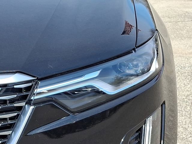 Certified 2025 Cadillac XT6 Premium Luxury w/ Technology Package AWD/4WD image 7