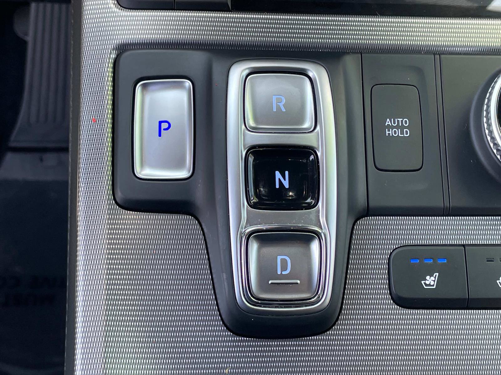 Used 2025 Hyundai Palisade Calligraphy image 16