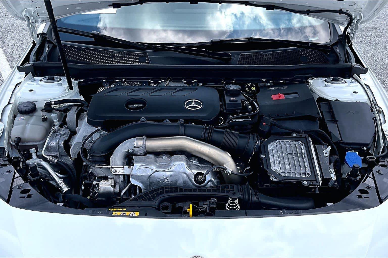 Used 2025 Mercedes-Benz CLA 250 image 32