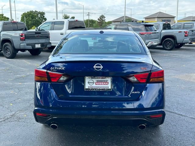 Used 2024 Nissan Altima 2.5 SR AWD/4WD image 5