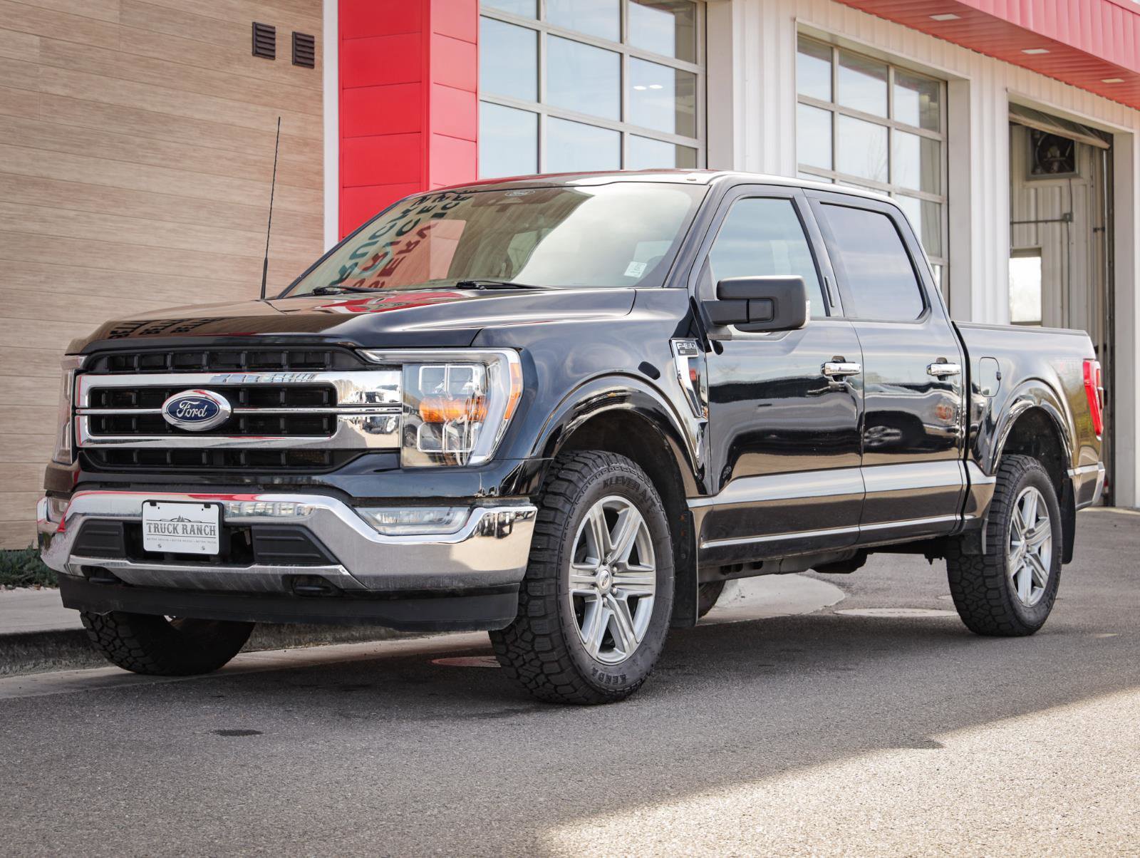 Used 2022 Ford F150 XLT w/ Equipment Group 302A High image 8