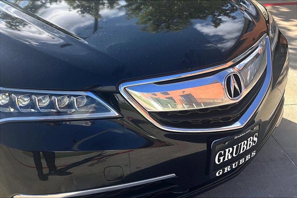 Used 2017 Acura TLX FWD image 38
