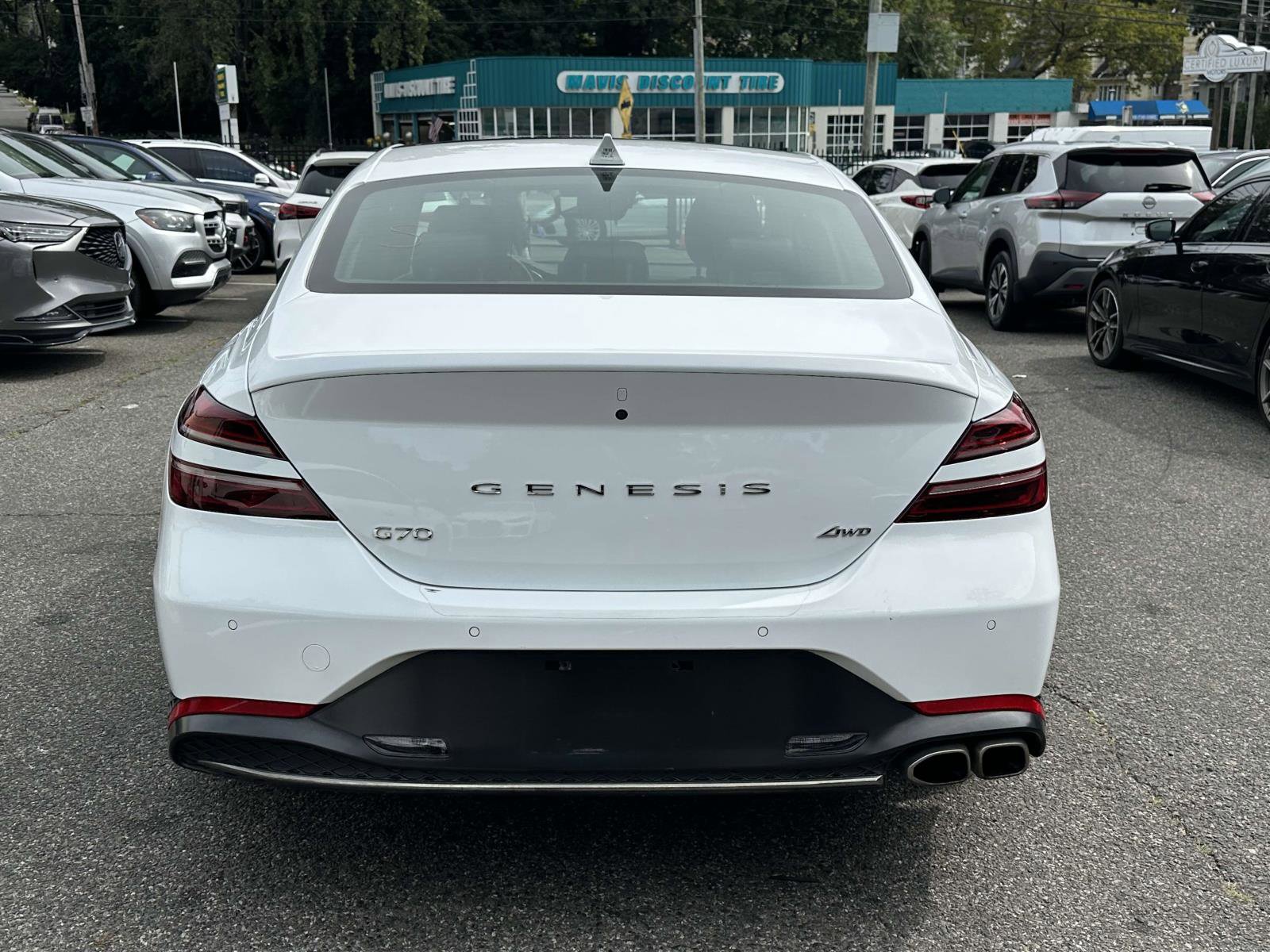 Used 2023 Genesis G70 2.0T w/ Sport Prestige Package image 4
