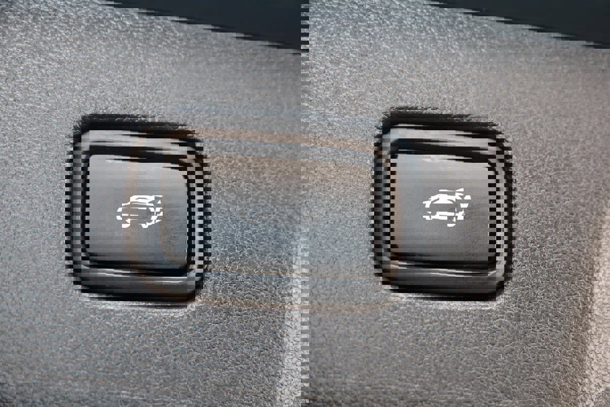 Used 2024 Hyundai Palisade Calligraphy image 56