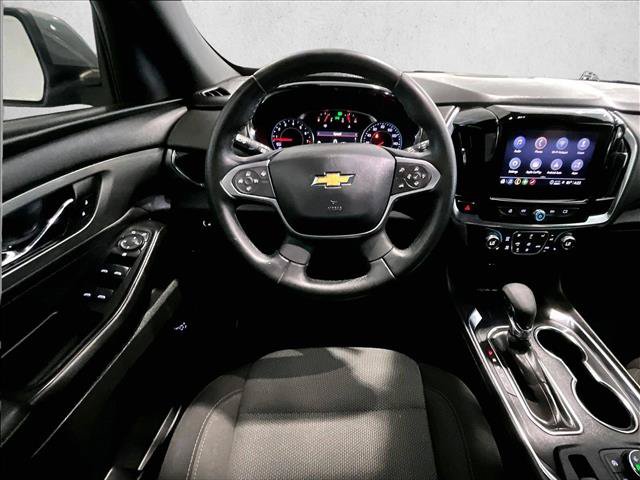 Used 2023 Chevrolet Traverse LT FWD image 7