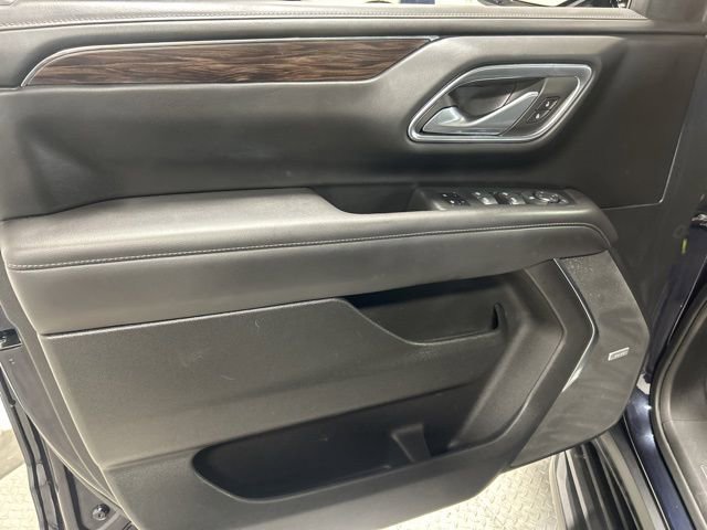 Used 2023 Chevrolet Suburban LT image 10