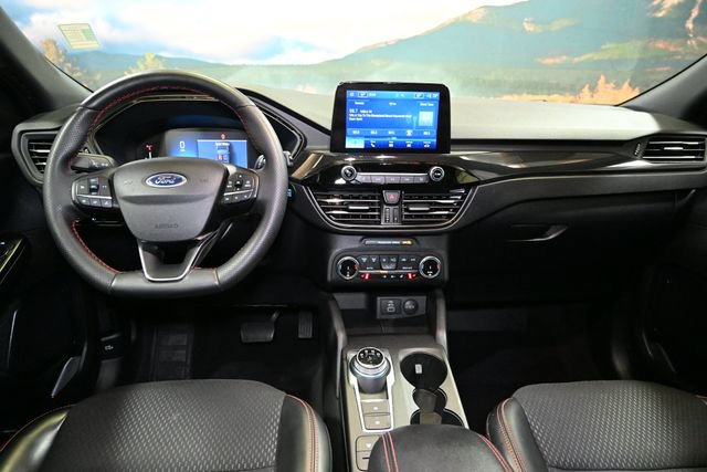 Used 2025 Ford Escape ST-Line Select AWD/4WD image 58