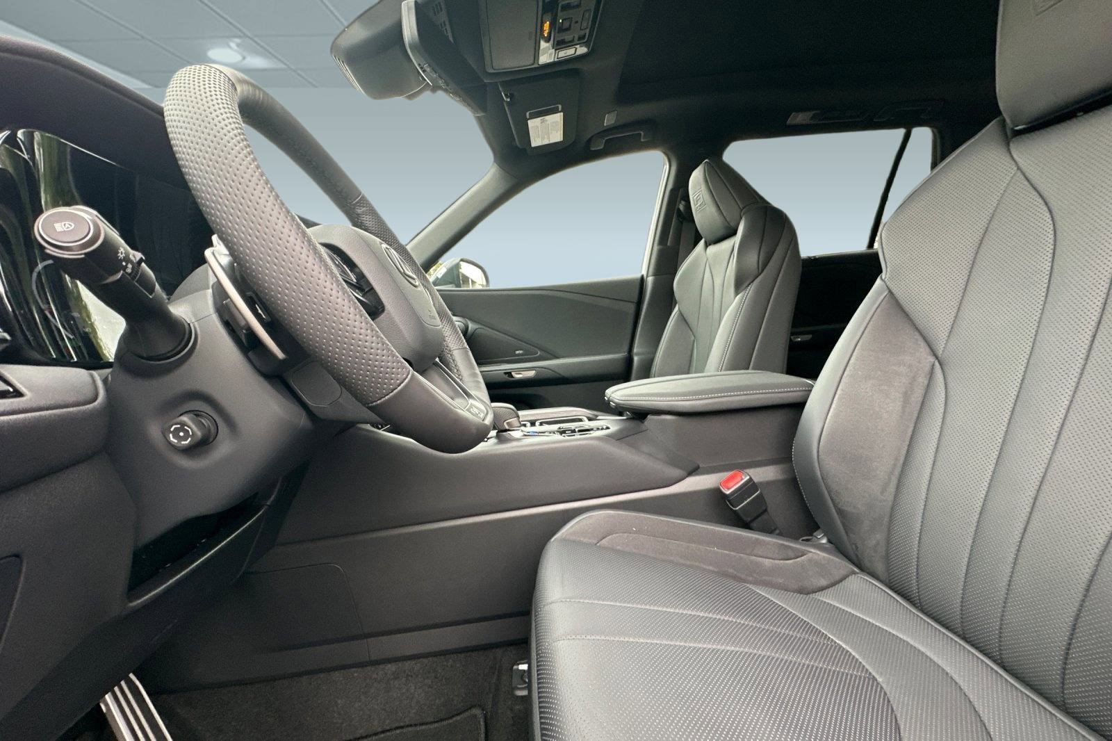 New 2026 Lexus TX 500h AWD image 19