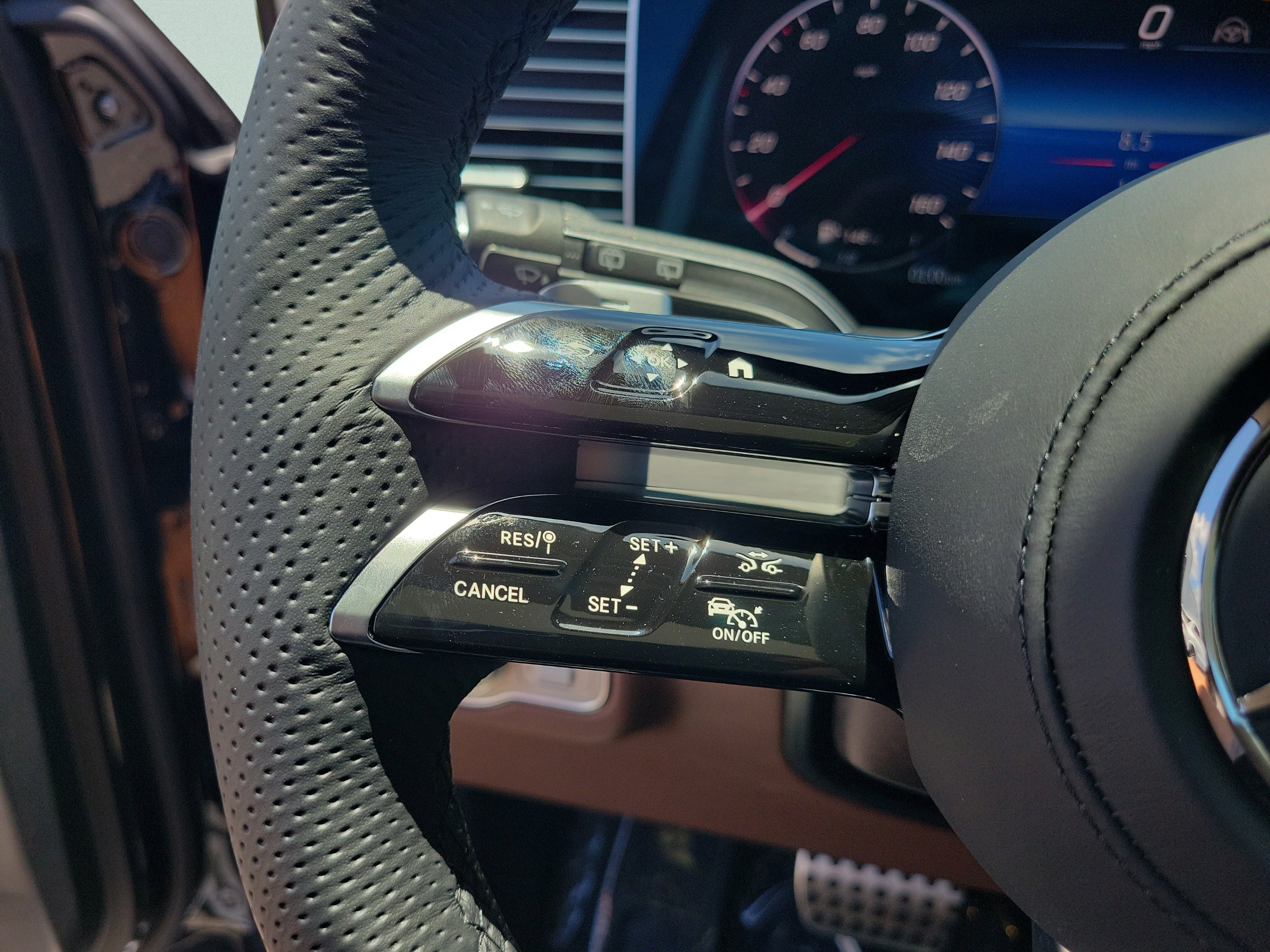 New 2026 Mercedes-Benz GLS 450 4MATIC image 20