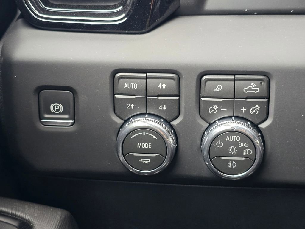 New 2026 GMC Sierra 1500 AT4X AWD/4WD image 18