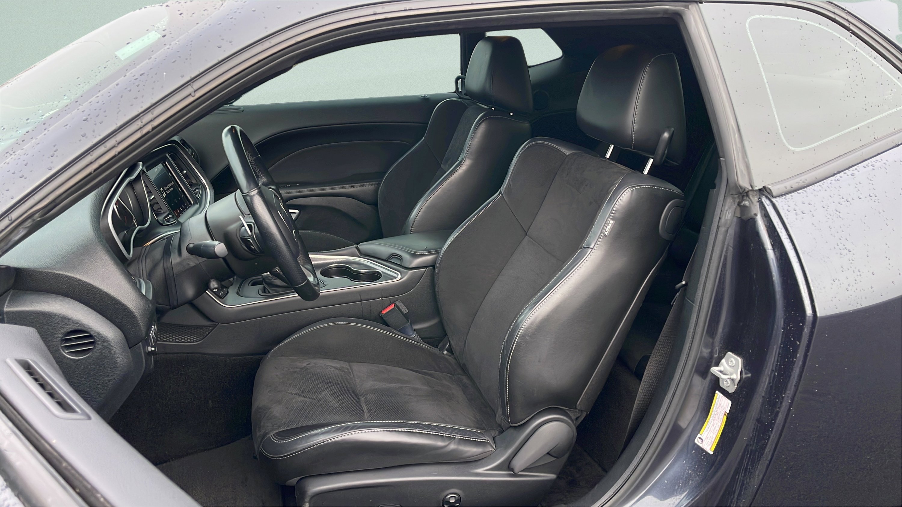 Used 2018 Dodge Challenger GT w/ GT Interior Package image 22