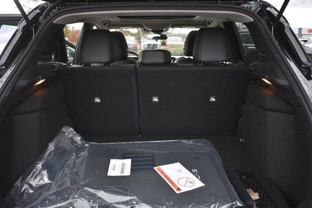 New 2026 Nissan Kicks SR w/ SR Premium Package image 17