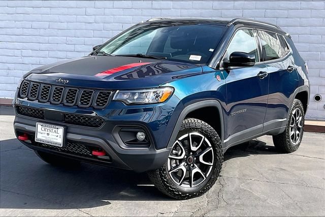 New 2026 Jeep Compass Trailhawk w/ Sun, Sound & Navigation Group