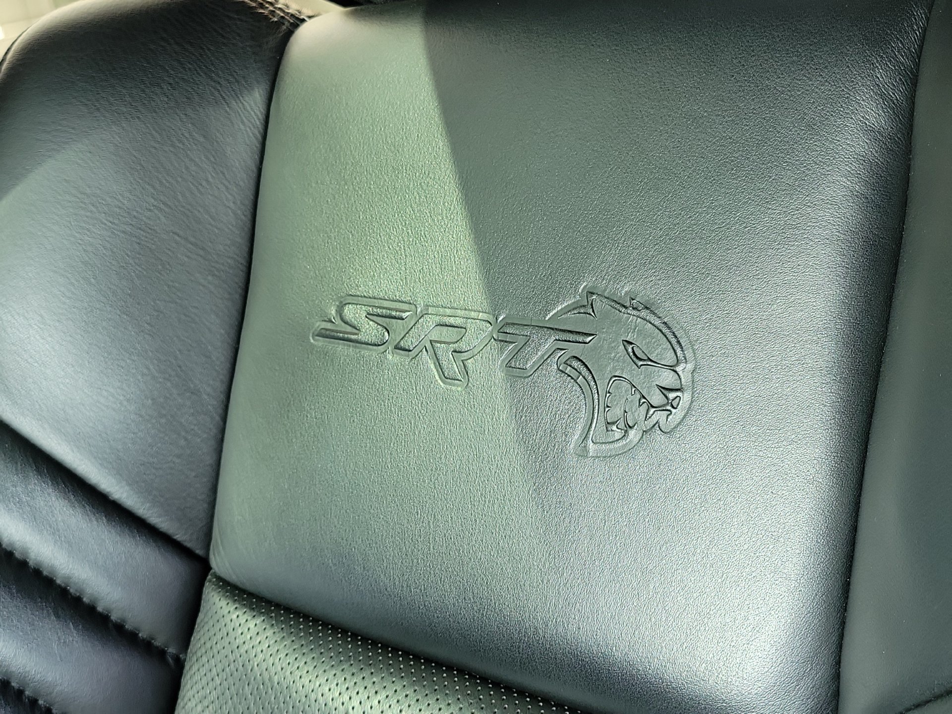 Used 2021 Dodge Charger SRT Hellcat RWD image 16