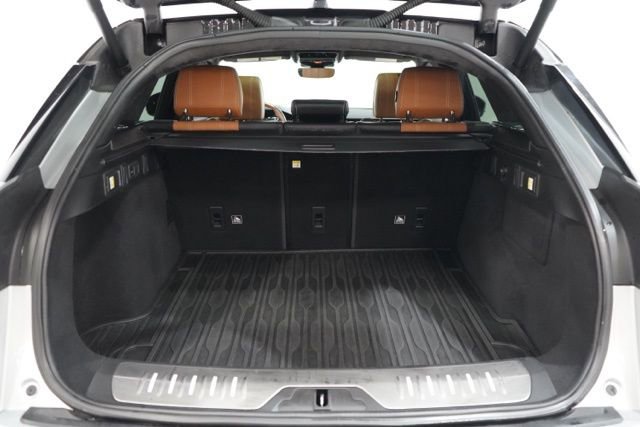 Used 2018 Land Rover Range Rover Velar R-Dynamic HSE image 32