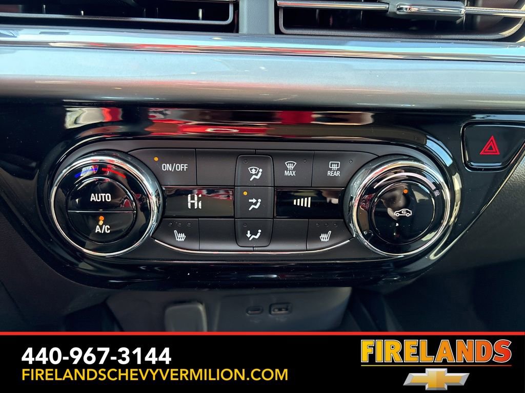 New 2026 Chevrolet Trax LT w/ Midnight Edition image 4