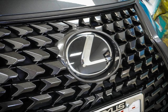 Used 2022 Lexus UX 200 200 Base w/ Accessory Package (Z2) image 29