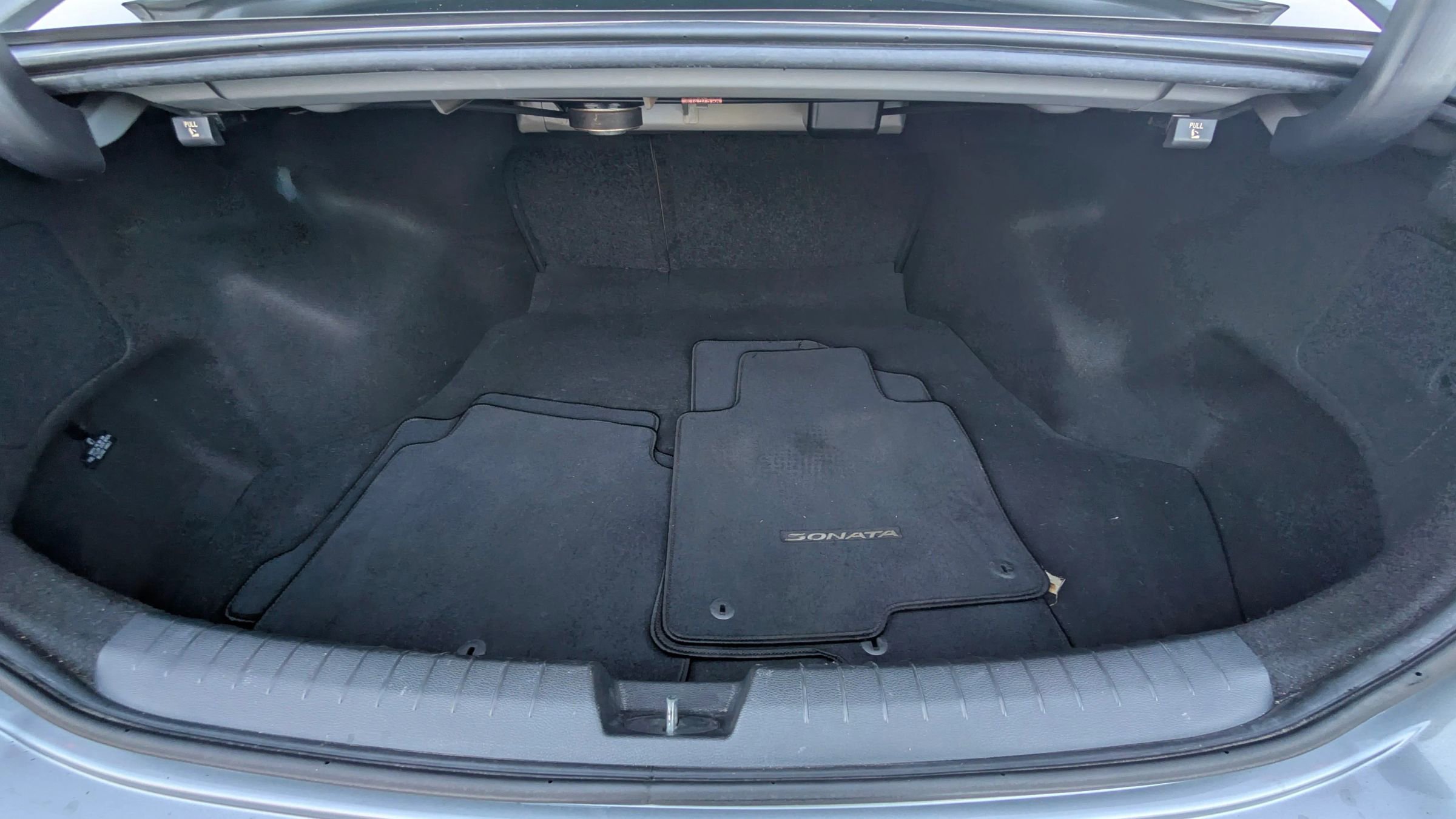 Used 2015 Hyundai Sonata Limited FWD image 11