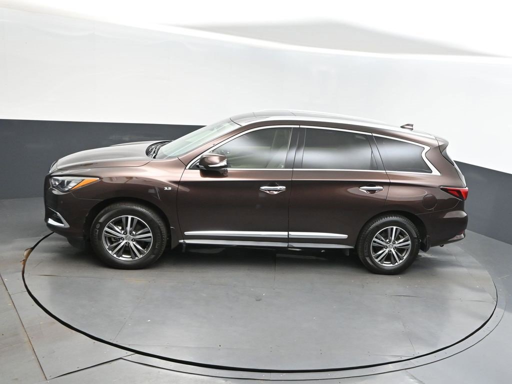 Used 2020 INFINITI QX60 Luxe w/ Essential Package image 30
