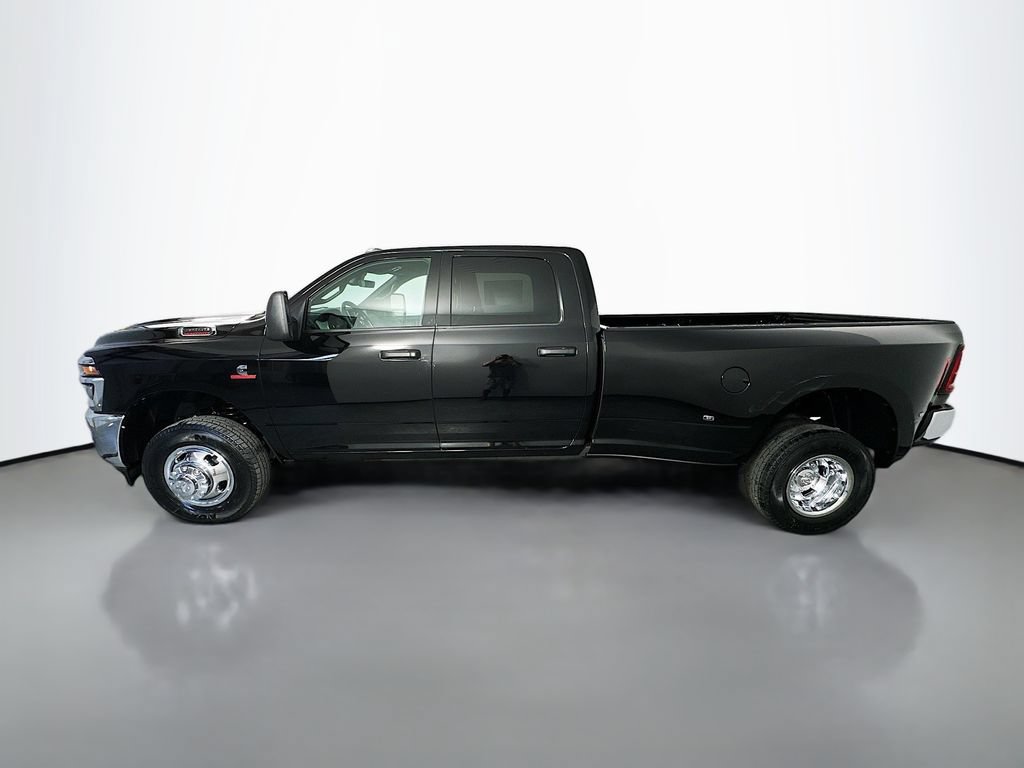 New 2026 RAM 3500 Tradesman w/ Chrome Appearance Group A AWD/4WD image 4